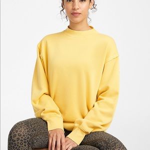Alo Yoga Yellow Sweatshirt (large)